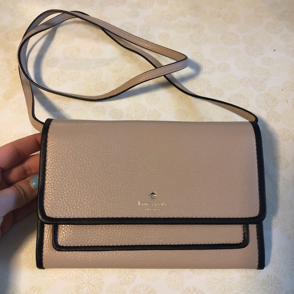 SOLD Kate Spade crossbody